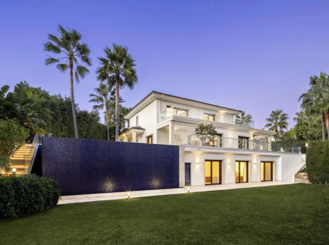 Venta de chalet independiente en Barrio Nueva Andalucía, Marbella
 photo 2