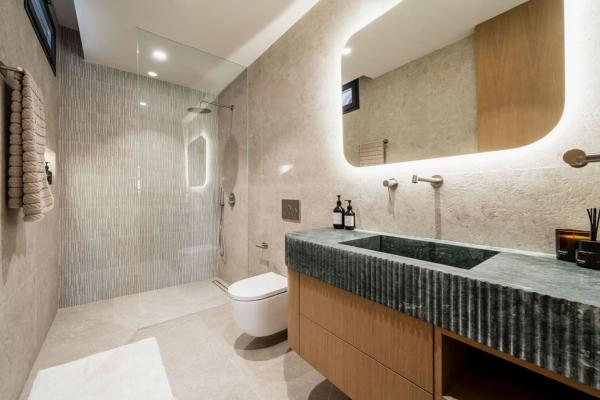 Chalet wolnostojący na sprzedaż w  Calle 18B Nva Andaluc, Marbella photo 1
