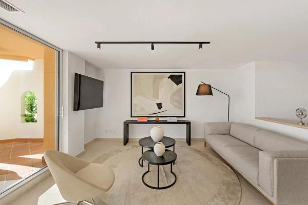 Duplex en venta en Barrio Nueva Andalucía, Marbella photo 1