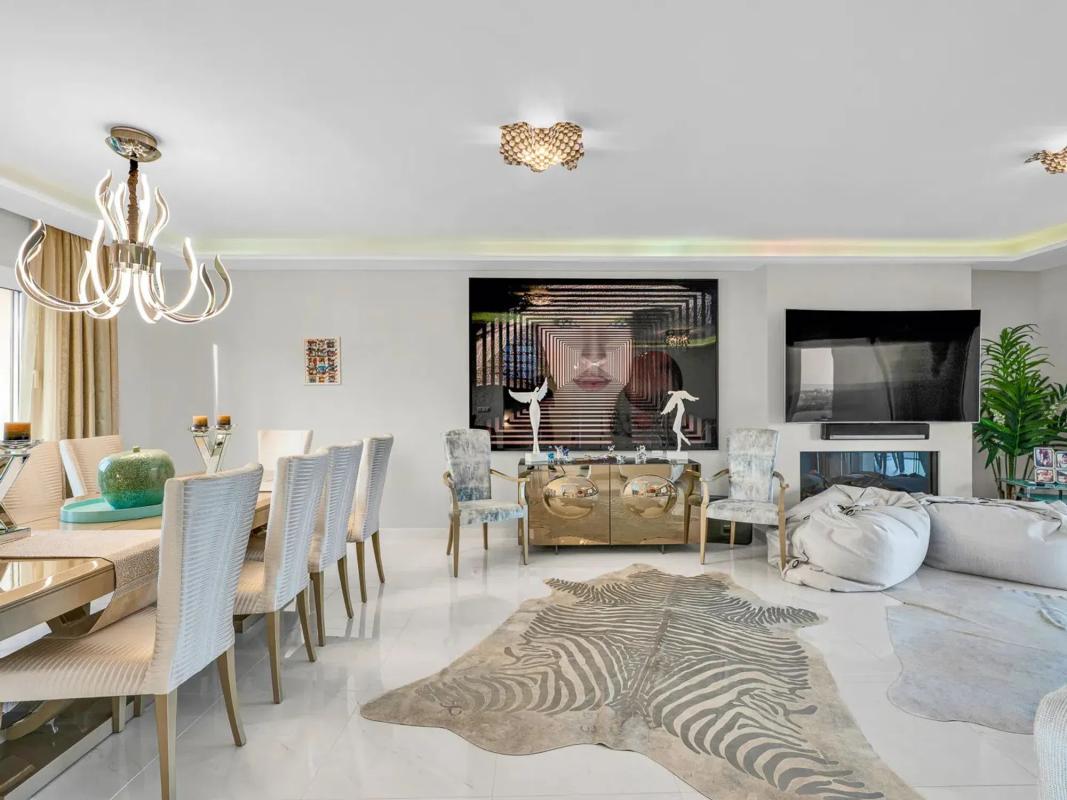 Sprzedaż niezależnego domku jednorodzinnego w Calle 18B Nva Andaluc, Marbella photo 5