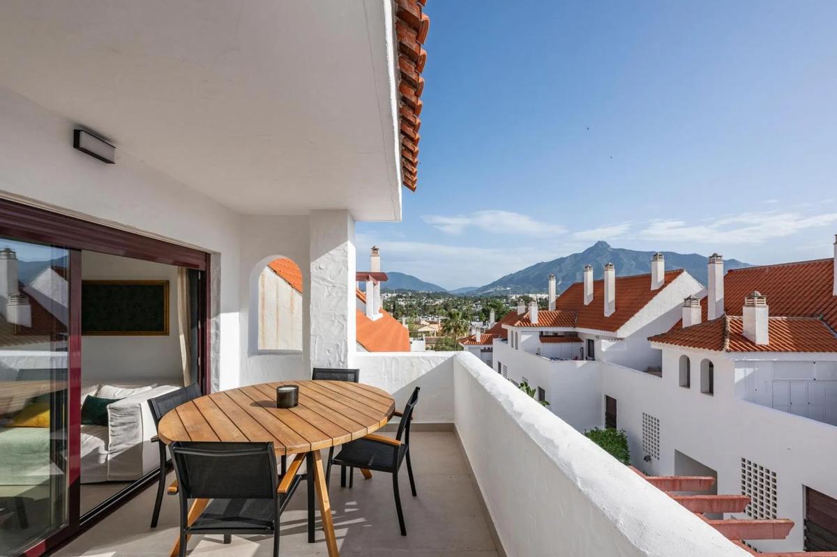 Venta de piso en CL CALIFA-UR NVA ANDALUCIA, Marbella
photo 4
