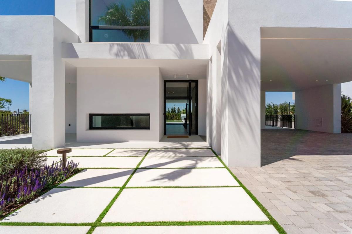 Продажа отдельного шале в Barrio Nueva Andalucía, Марбелла photo 5