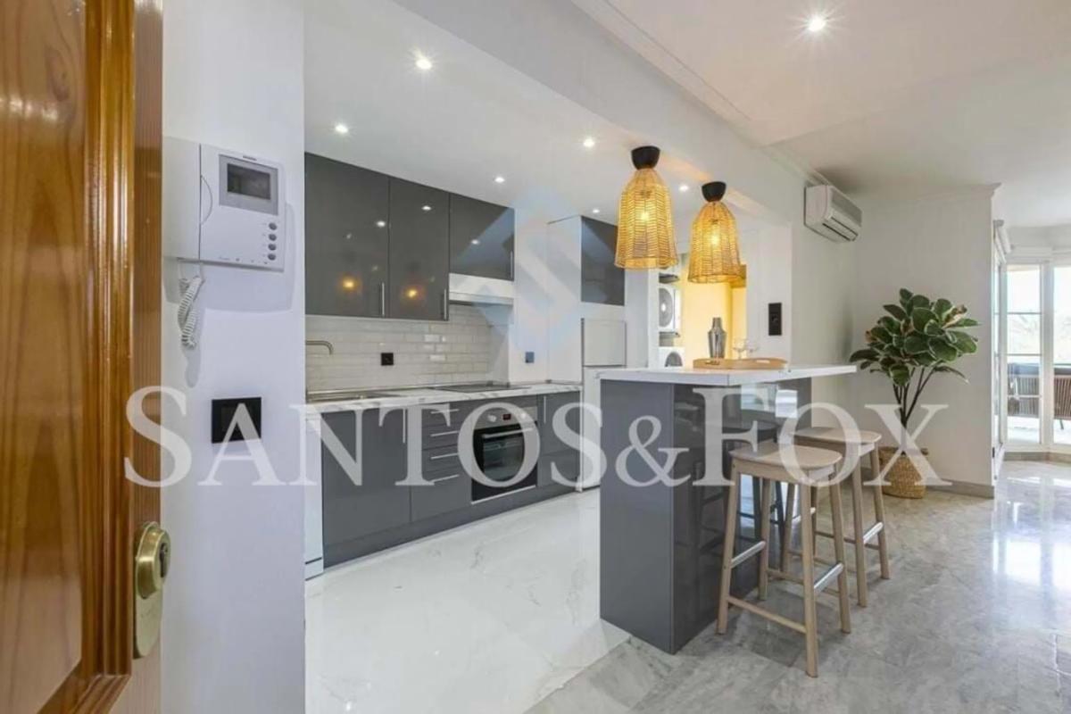 Venta de piso en Barrio Nueva Andalucía, Marbella
photo 1
