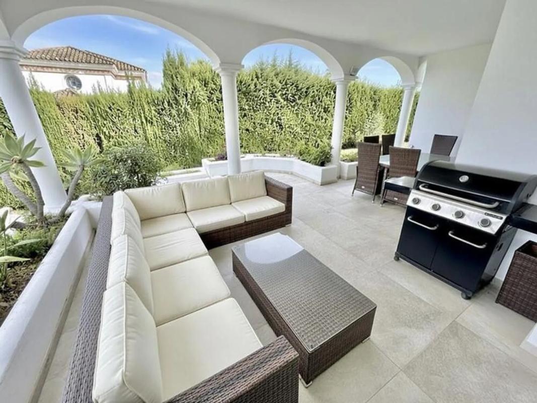 Venta de chalet independiente en Calle el Califa, Marbella
 photo 2