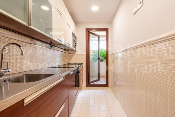 Piso en venta en Urbanizacion a Nueva Andalucia, 18, Marbella
 photo 3