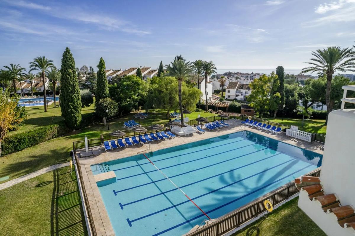 Venta de piso en Barrio Nueva Andalucía, Marbella
photo 1