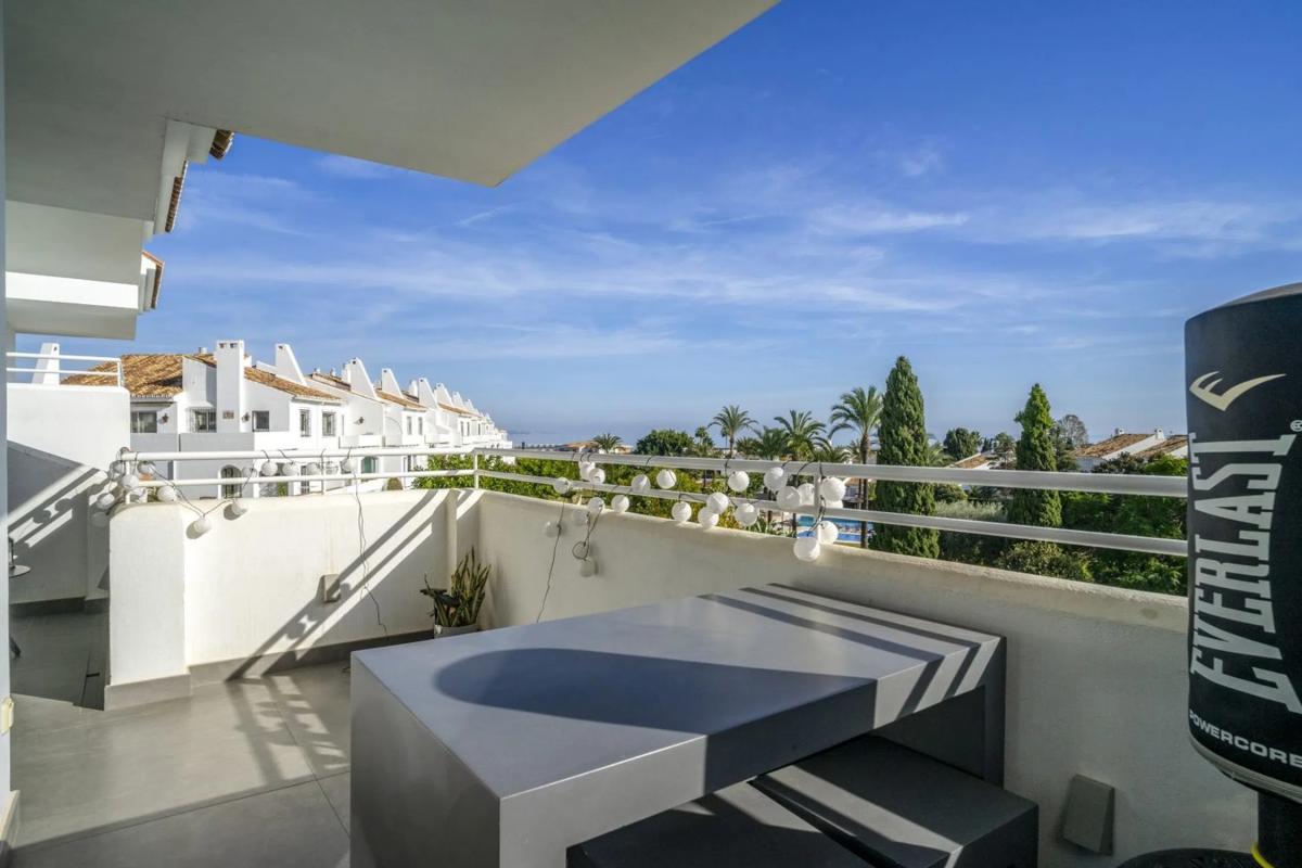 Venta de piso en Barrio Nueva Andalucía, Marbella
photo 2