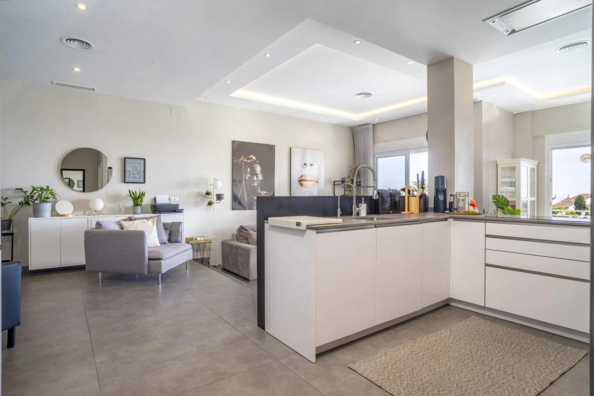 Venta de piso en Barrio Nueva Andalucía, Marbella
photo 4