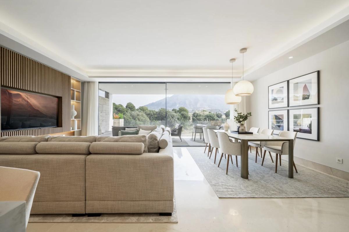 Venta de piso en Barrio Nueva Andalucía, Marbella
 photo 2