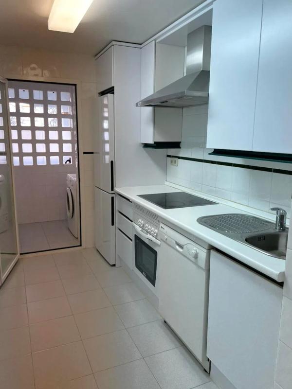 Sale of apartment in Barrio Nueva Andalucía, Marbella
photo 1