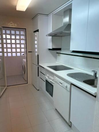 Piso en venta en Barrio Nueva Andalucía, Marbella
 photo 1