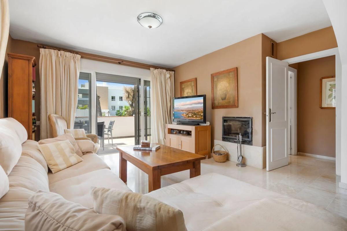 Venta de piso en Calle las Hortensias, 31, Marbella
 photo 4