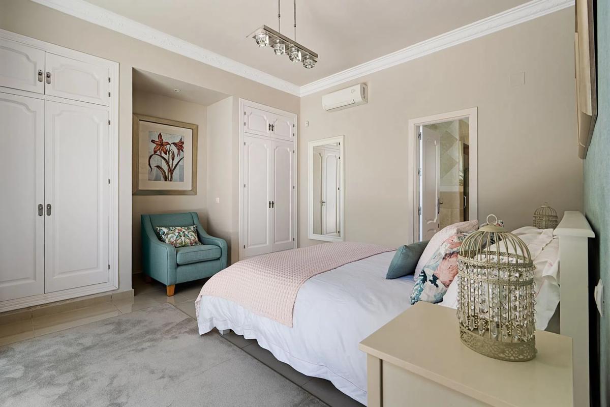 Продажа отдельного шале в Barrio Nueva Andalucía, Марбелла photo 2
