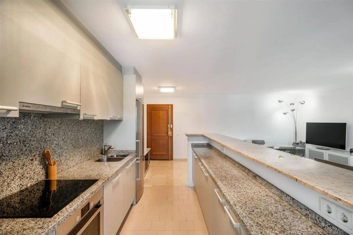Продажа квартиры на Calle las Acacìas, Марбелла
 photo 3