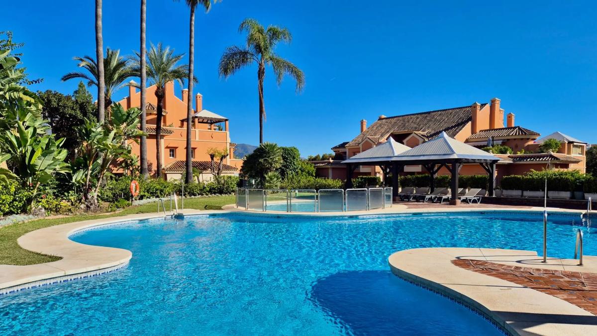 Sale of apartment in Calle Yedras, 2, Marbella
 photo 5