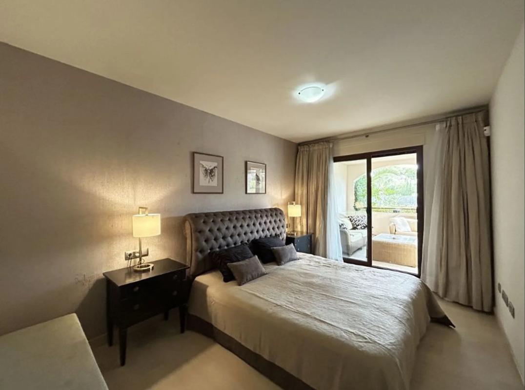 Sale of apartment in Barrio Nueva Andalucía, Marbella
photo 5