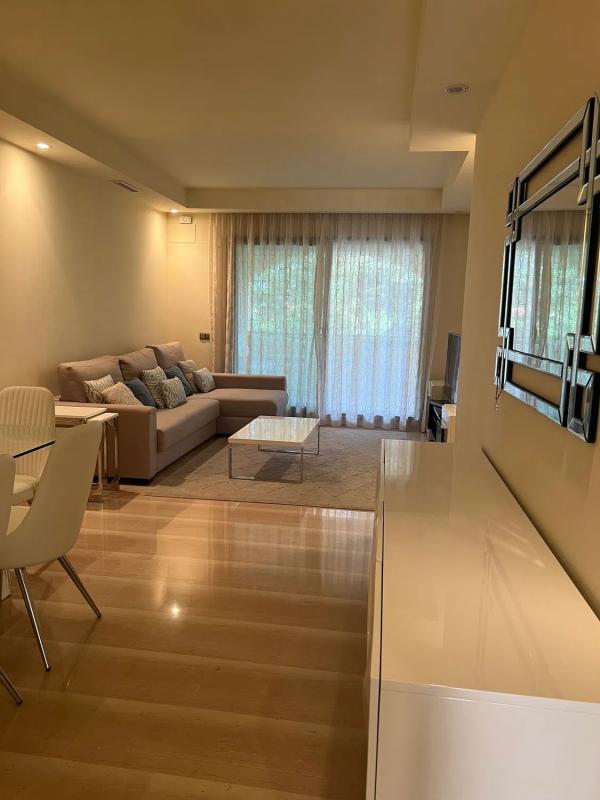 Sale of apartment in Calle de las Adelfas, 5, Marbella
photo 2