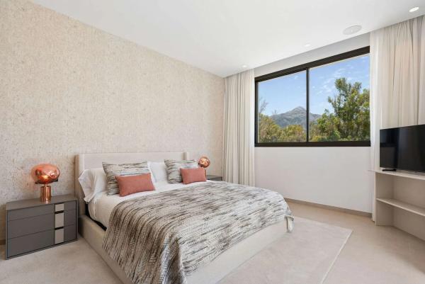 Частный шале на продаже в  Barrio Nueva Andalucía, Марбелла photo 4