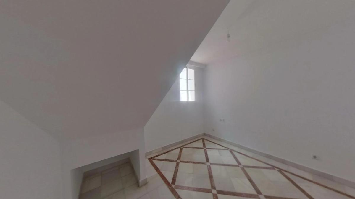 Продажа квартиры на Calle las Ventas, Марбелла
photo 2