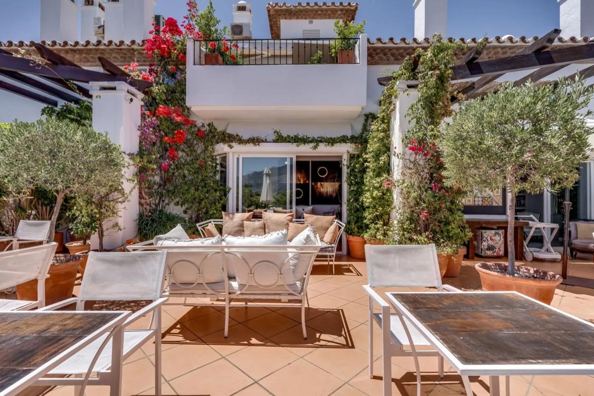 Продажа пентхауса на Barrio Nueva Andalucía, Марбелла photo 3