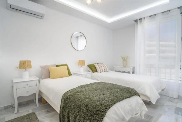 Piso en venta en Calle Río Danubio, Marbella
 photo 4
