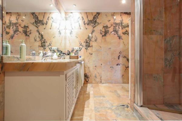 Piso en venta en Barrio Nueva Andalucía, Marbella
photo 1