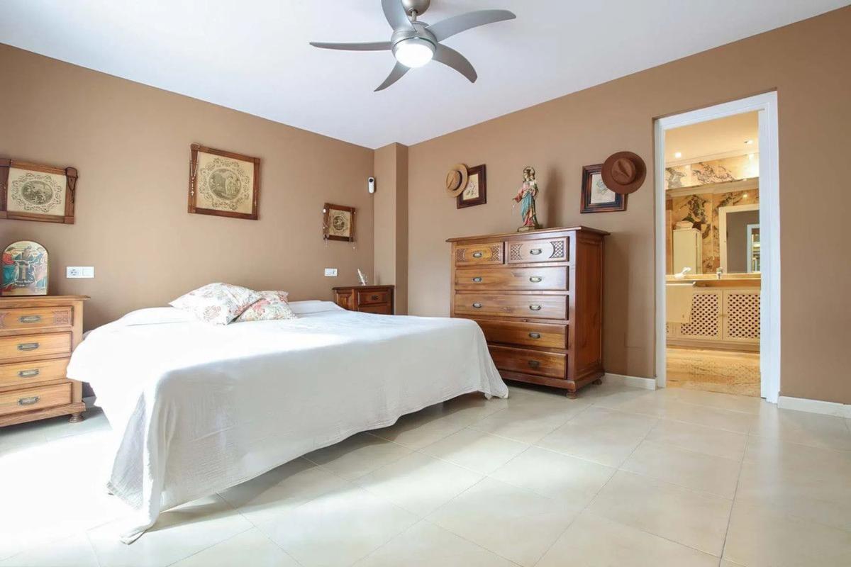 Venta de piso en Barrio Nueva Andalucía, Marbella
photo 4