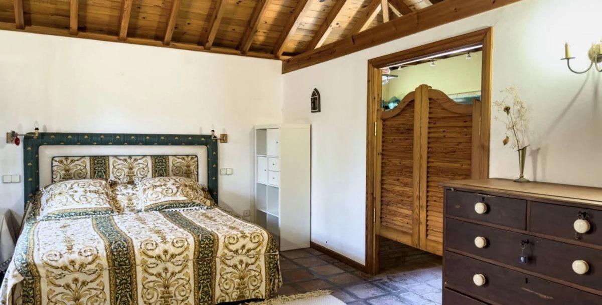 Продажа отдельного шале в  Calle 18B Nva Andaluc, Марбелла photo 2