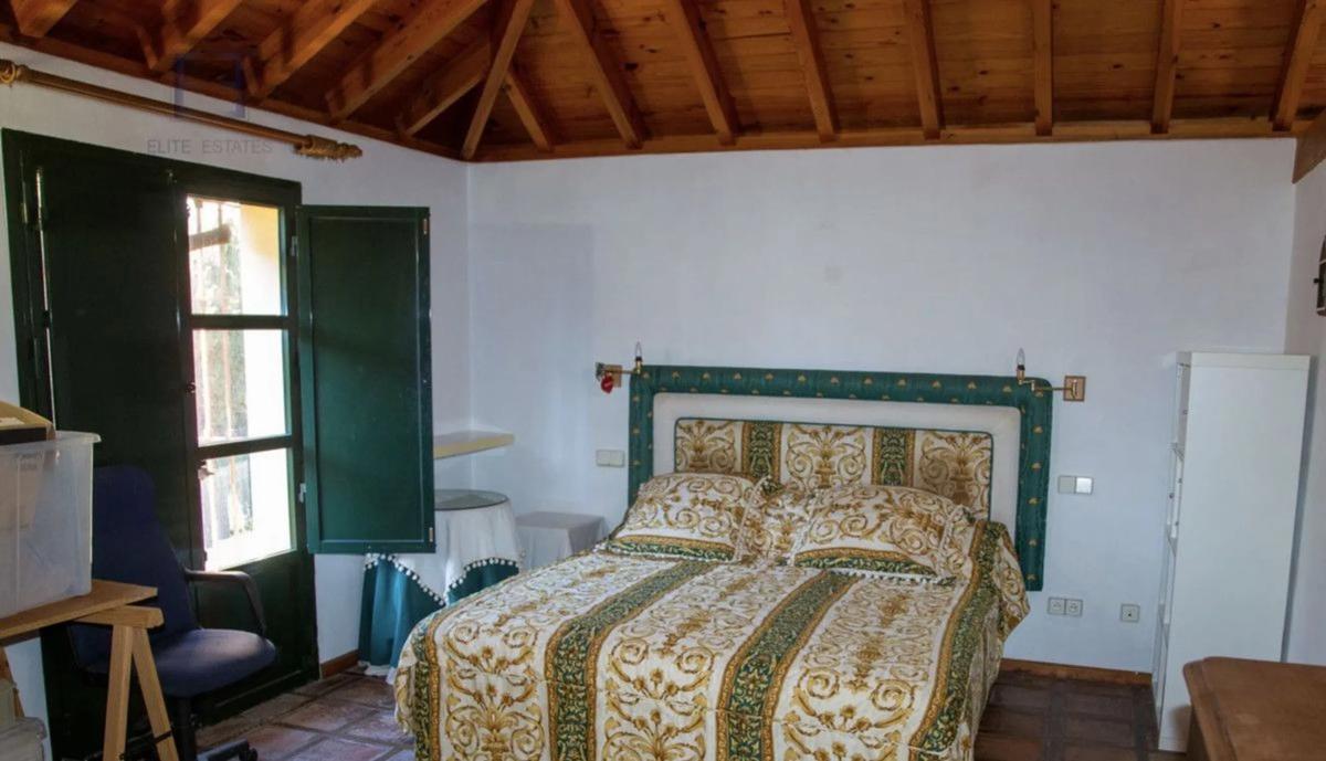 Продажа отдельного шале в  Calle 18B Nva Andaluc, Марбелла photo 4