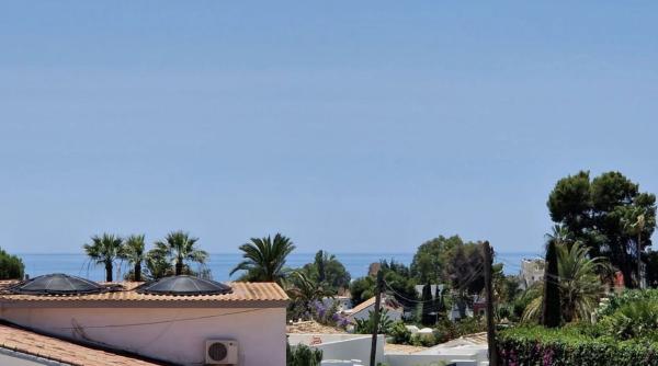 Частный шале на продаже в Calle 18B Nva Andaluc, Марбелла thumbnail 1