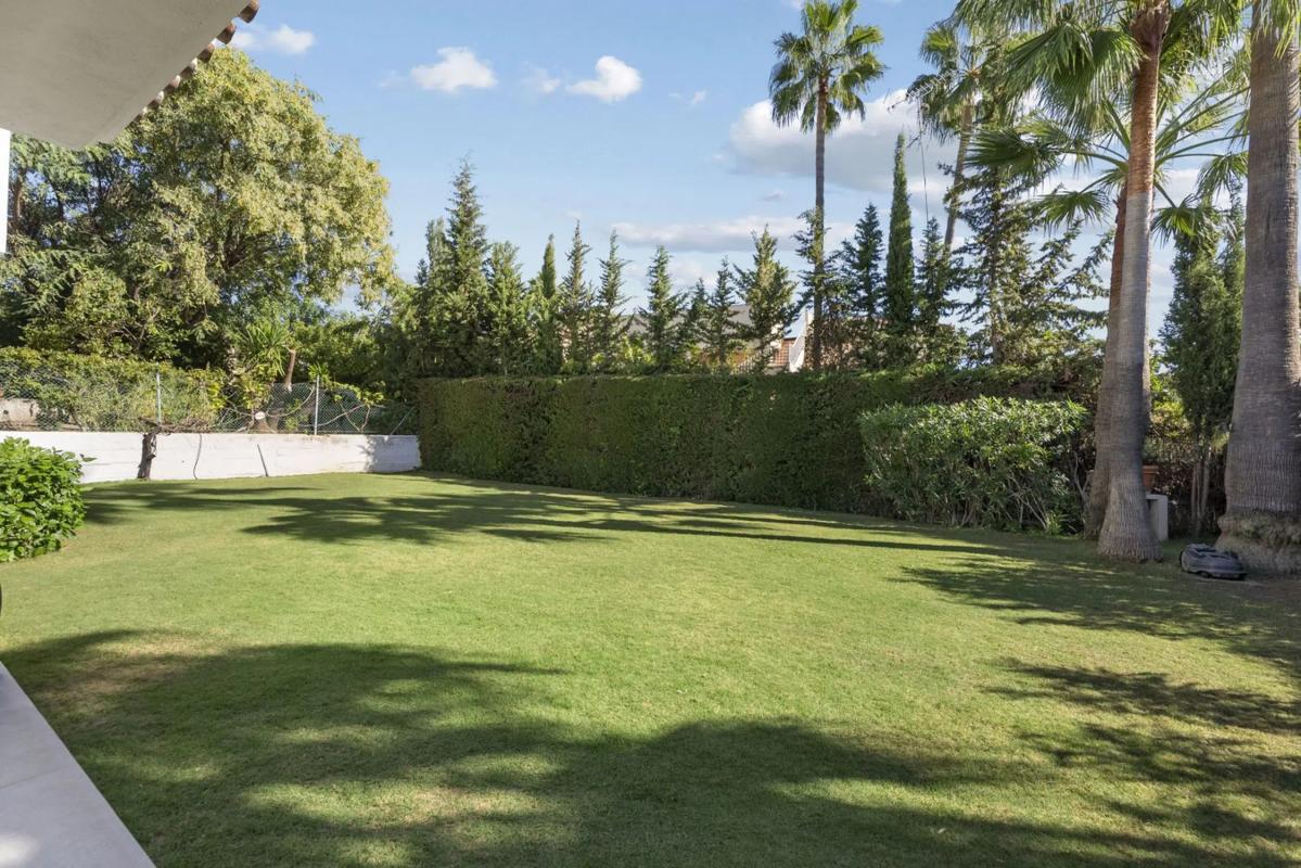 Venta de chalet independiente en Barrio Nueva Andalucía, Marbella
photo 5