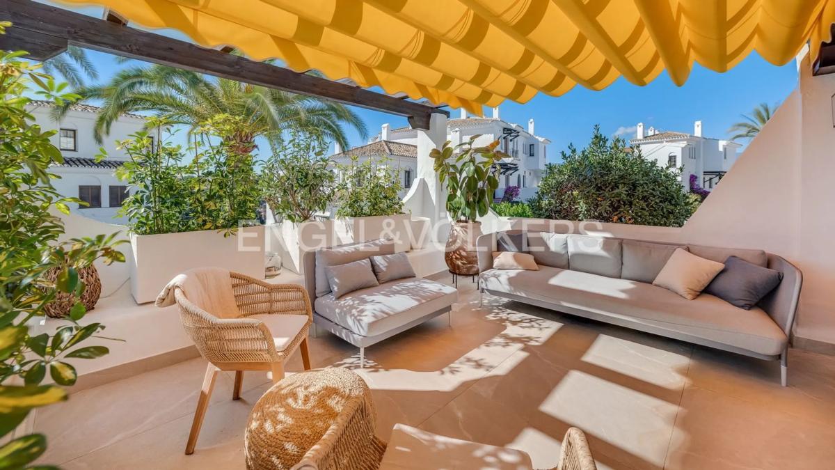 Sprzedaż mieszkania w Calle los Tilos, Marbella
photo 2