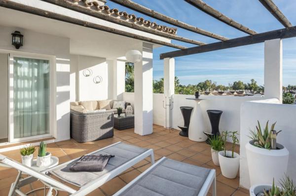 Duplex en venta en Barrio Nueva Andalucía, Marbella photo 4