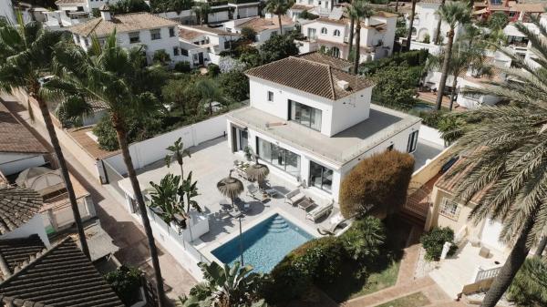 Independent chalet for sale in Calle 03B Nva Andaluc, Marbella
 photo 4