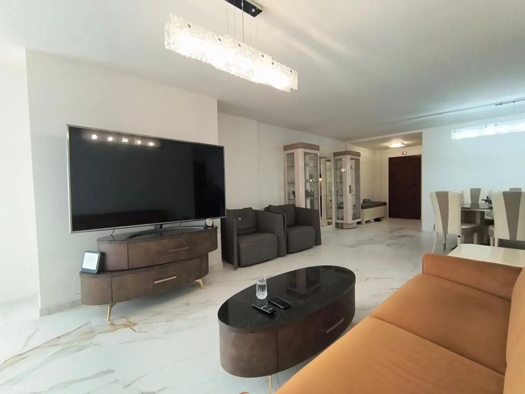 Продажа квартиры на Calle 02b Nva Andaluc, 487, Марбелла
photo 2