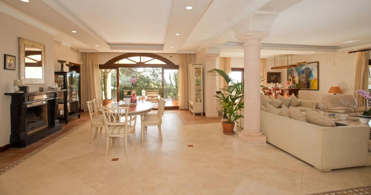 Продажа отдельного шале в Barrio Nueva Andalucía, Марбелла photo 3