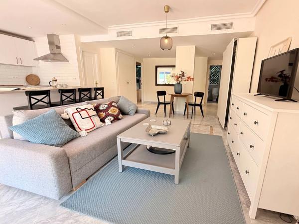 Piso en venta en Calle Río Danubio, Marbella
thumbnail 2