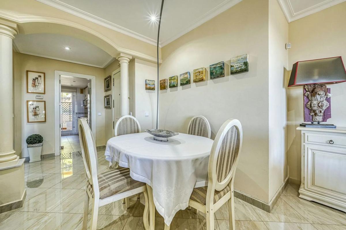 Sprzedaż mieszkania w Barrio Nueva Andalucía, Marbella
photo 2