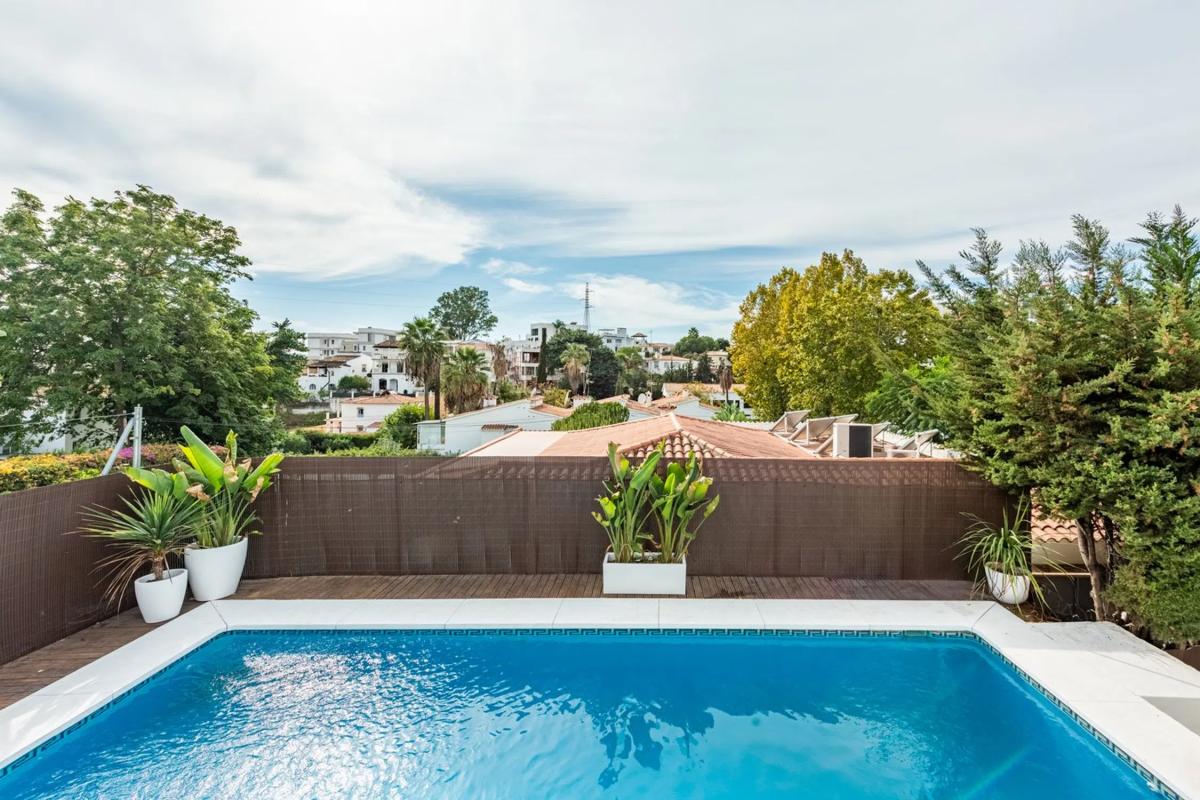 Venta de chalet independiente en Calle los Jazmines s/n, Marbella
 photo 3