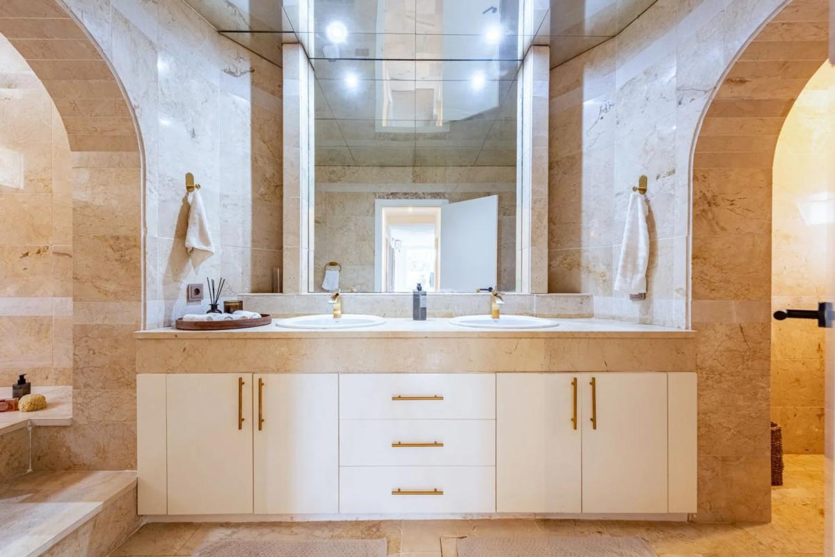 Venta de chalet independiente en Calle los Jazmines s/n, Marbella
 photo 4