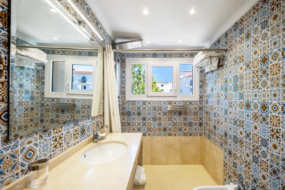 Venta de piso en Calle las Acacìas s/n, Marbella
photo 1
