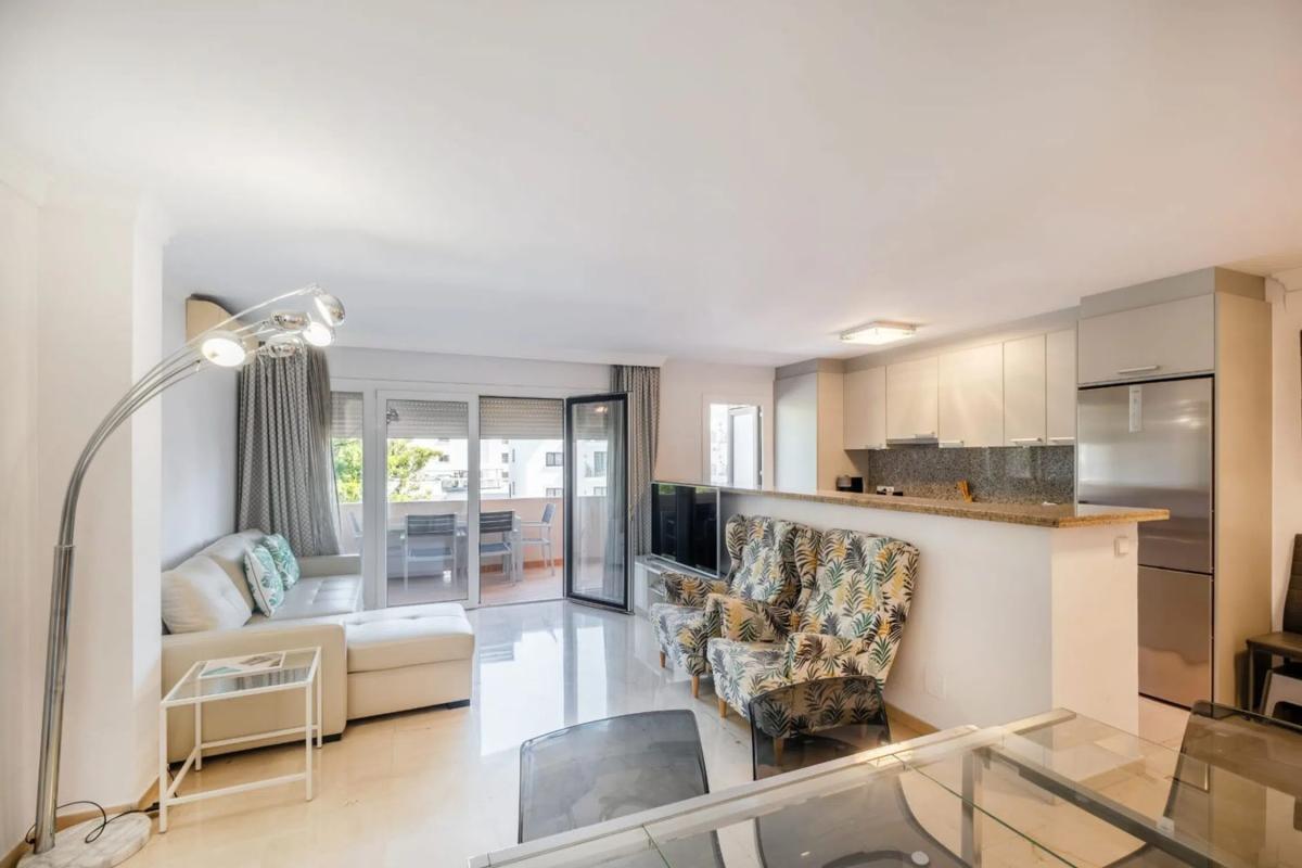 Venta de piso en Calle las Acacìas s/n, Marbella
photo 4