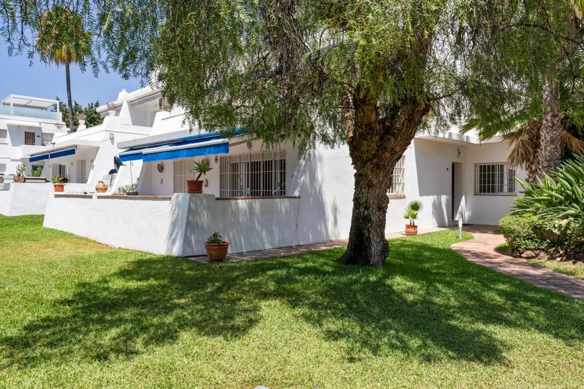 Sprzedaż mieszkania w Calle las Hortensias, Marbella
 photo 5