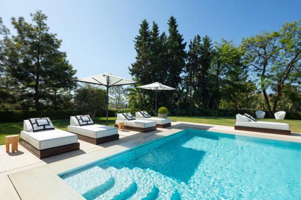 Independent chalet for sale in Barrio Nueva Andalucía, Marbella
 photo 4