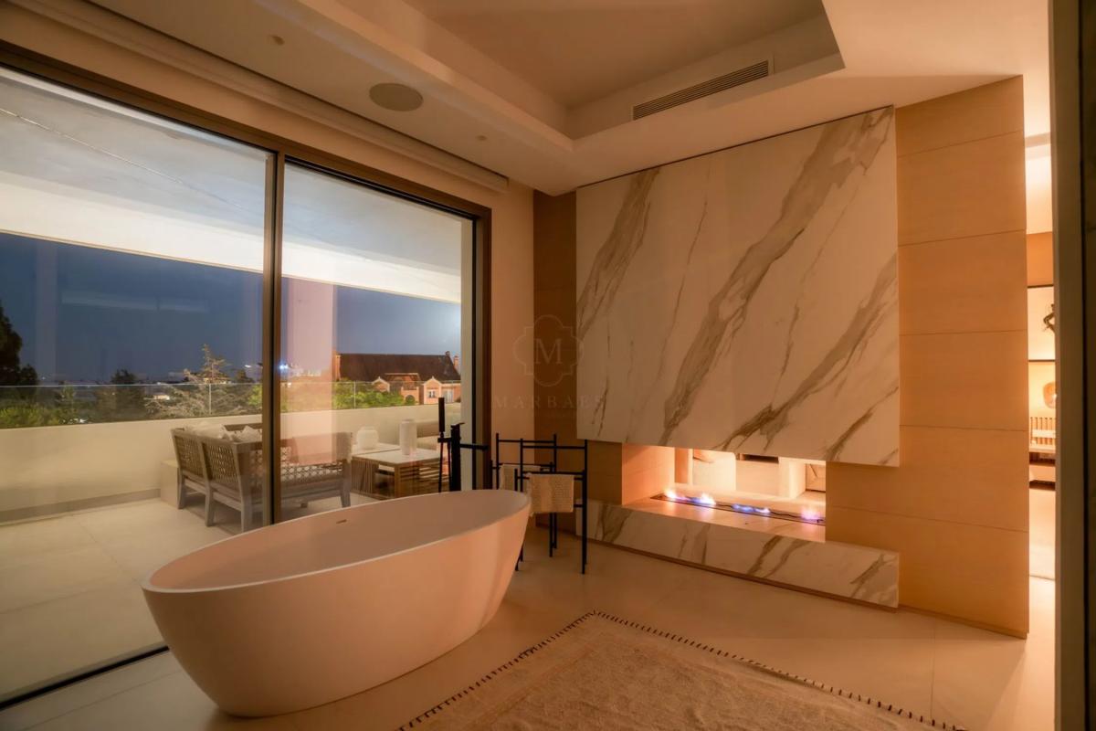 Venta de chalet independiente en Barrio Nueva Andalucía, Marbella
photo 4