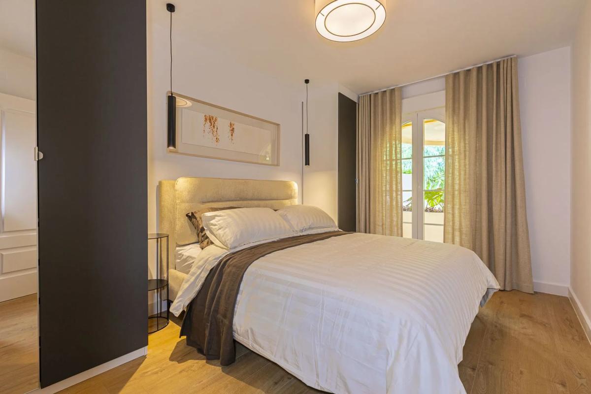 Venta de duplex en Calle de las Adelfas, 5, Marbella photo 2