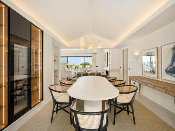 Independent chalet for sale in Calle el Califa, Marbella
 photo 1