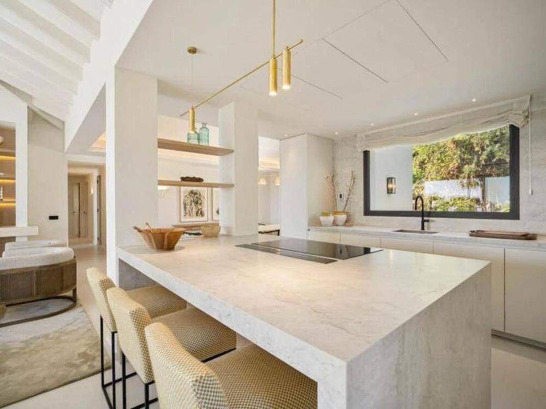 Venta de chalet independiente en Calle el Califa, Marbella
 photo 4