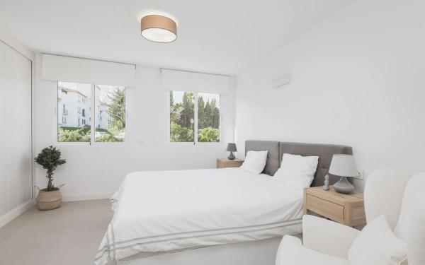 Piso en venta en Urbanizacion Nva Andalucia Casaño, Marbella
 photo 4