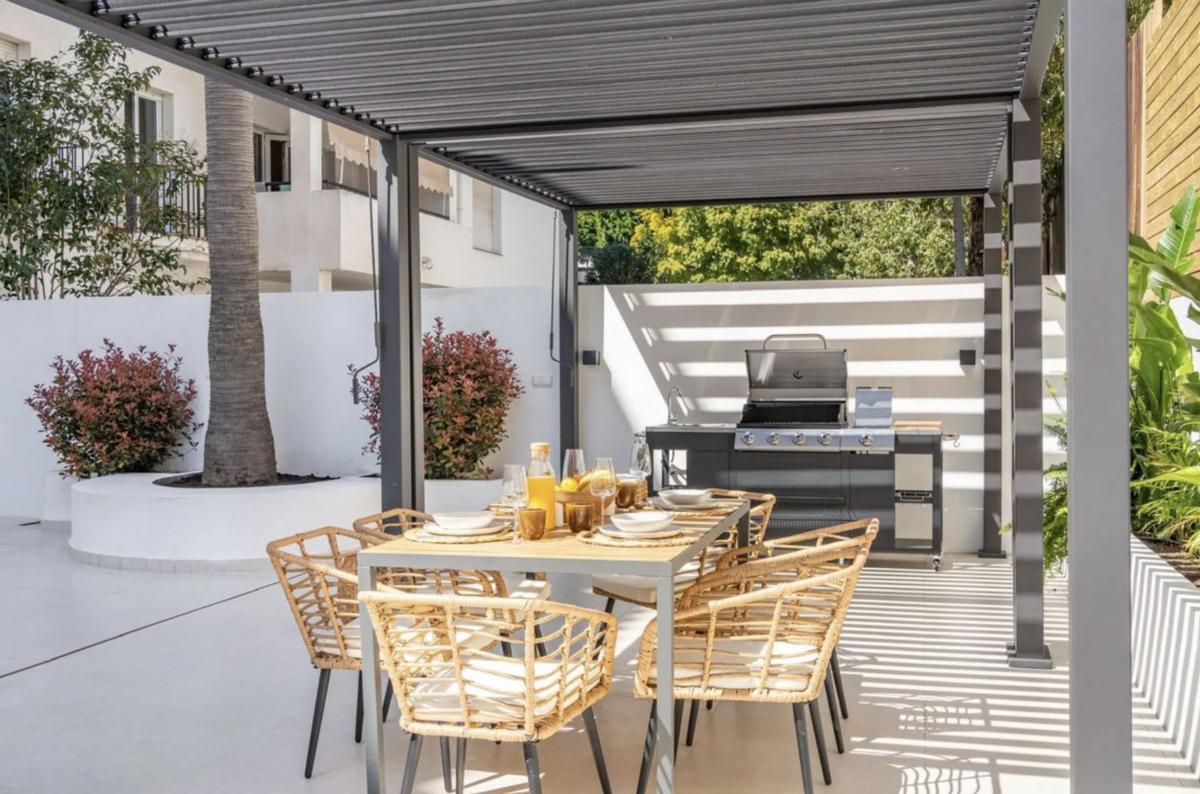 Venta de piso en Barrio Nueva Andalucía, Marbella
photo 1